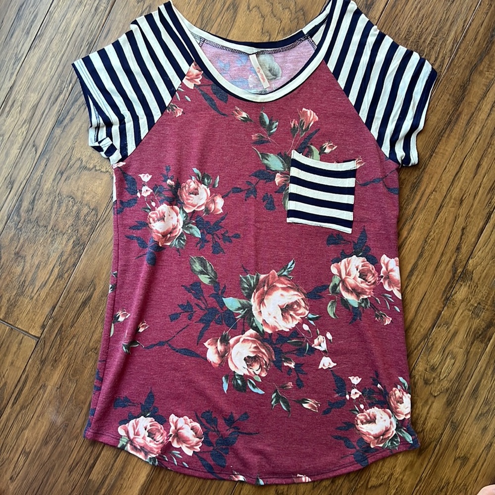 My Story size medium top